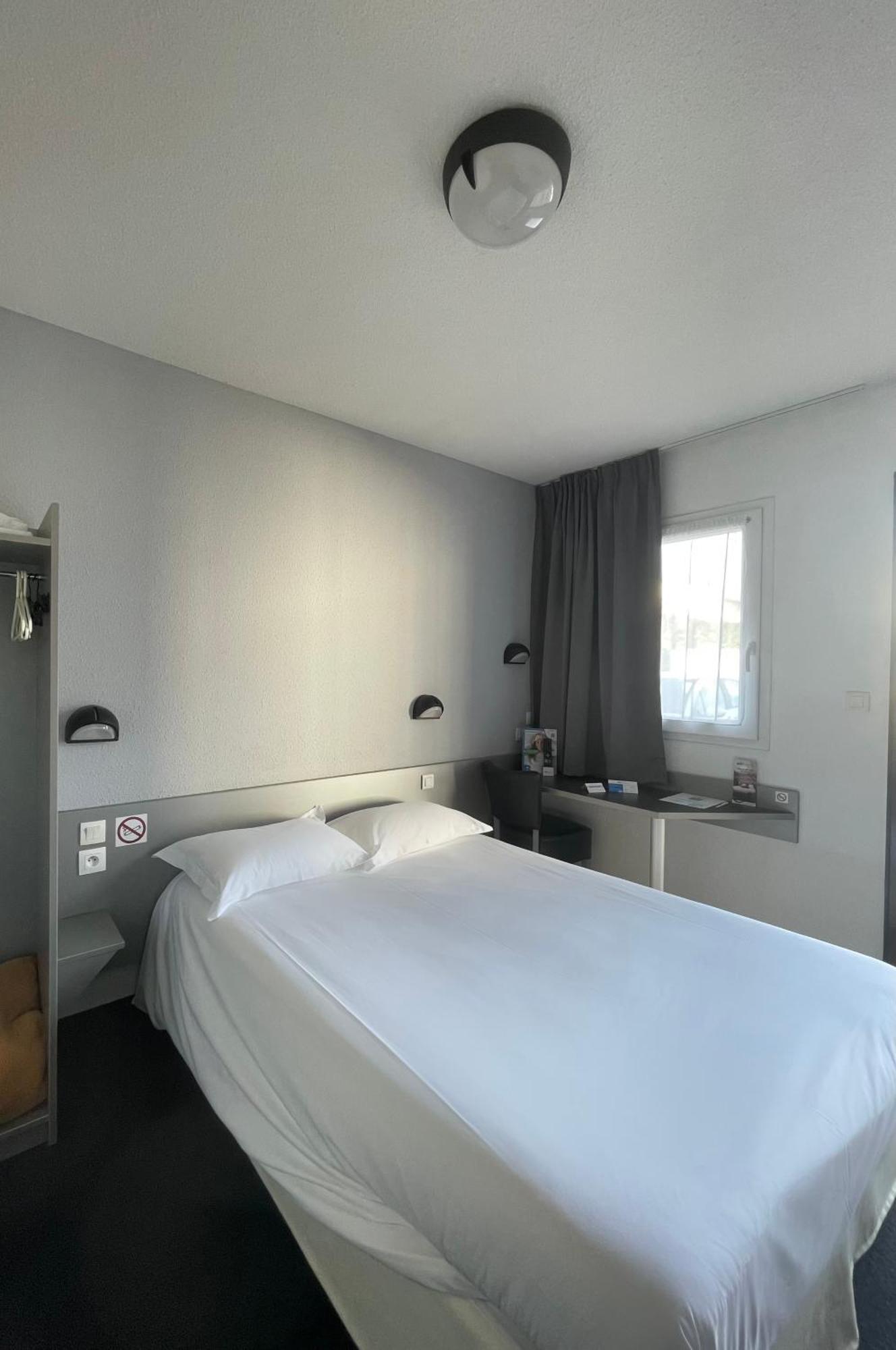 Brit Hotel Marvejols Room photo